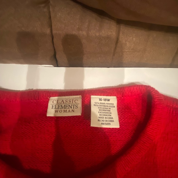 Vintage Classic elements woman’s Christmas sweater - Picture 10 of 11